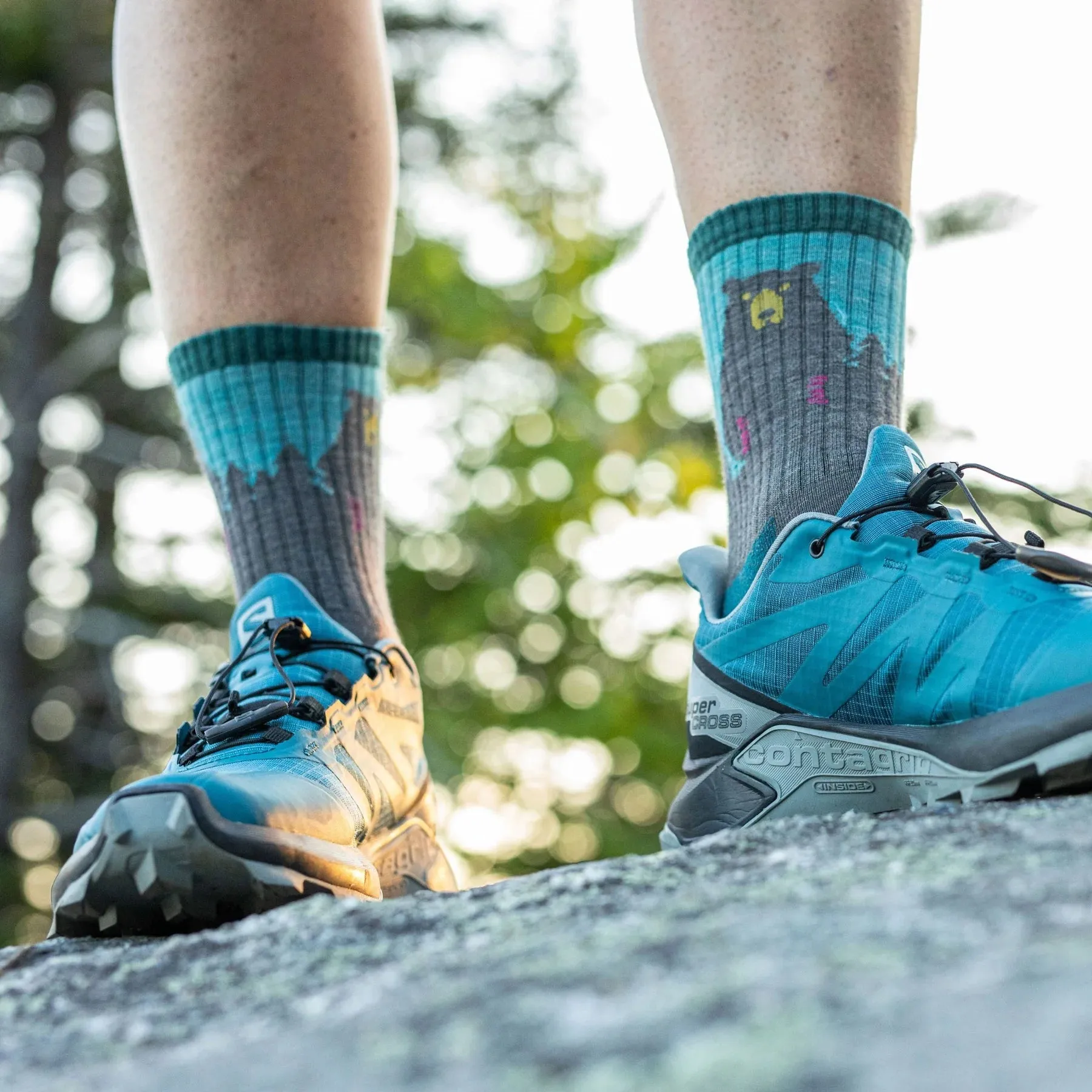 Darn Tough Women's Bear Town Micro Crew Lightweight Hiking Sock - Aqua