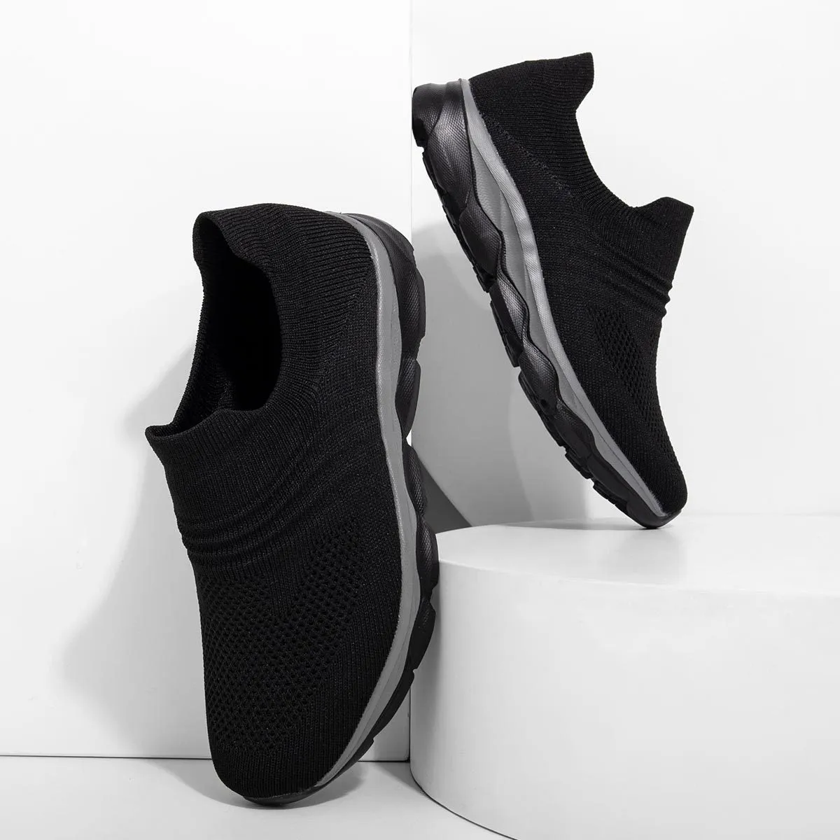 Men/Women Flyknit Breathable Sneakers Slip On Shoes