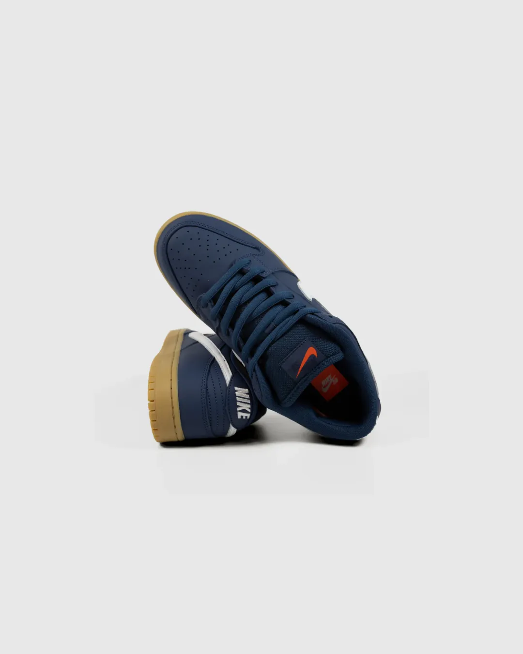 Nike SB Label Dunk Low Pro 'Navy Gum' Shoes