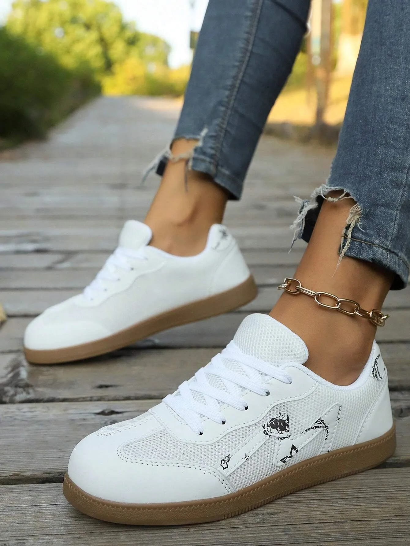 Sporty Sneakers for Women, Letter Patch Decor Lace up Front Running Shoes