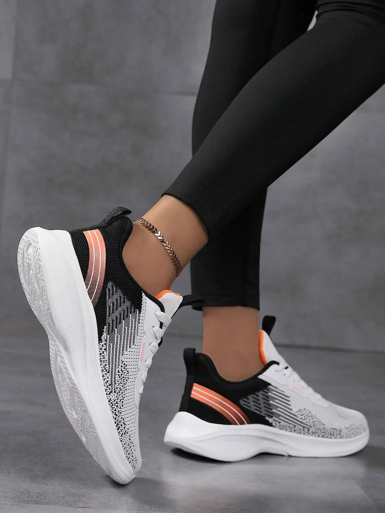 Sporty Sneakers for Women, Letter Patch Decor Lace up Front Running Shoes