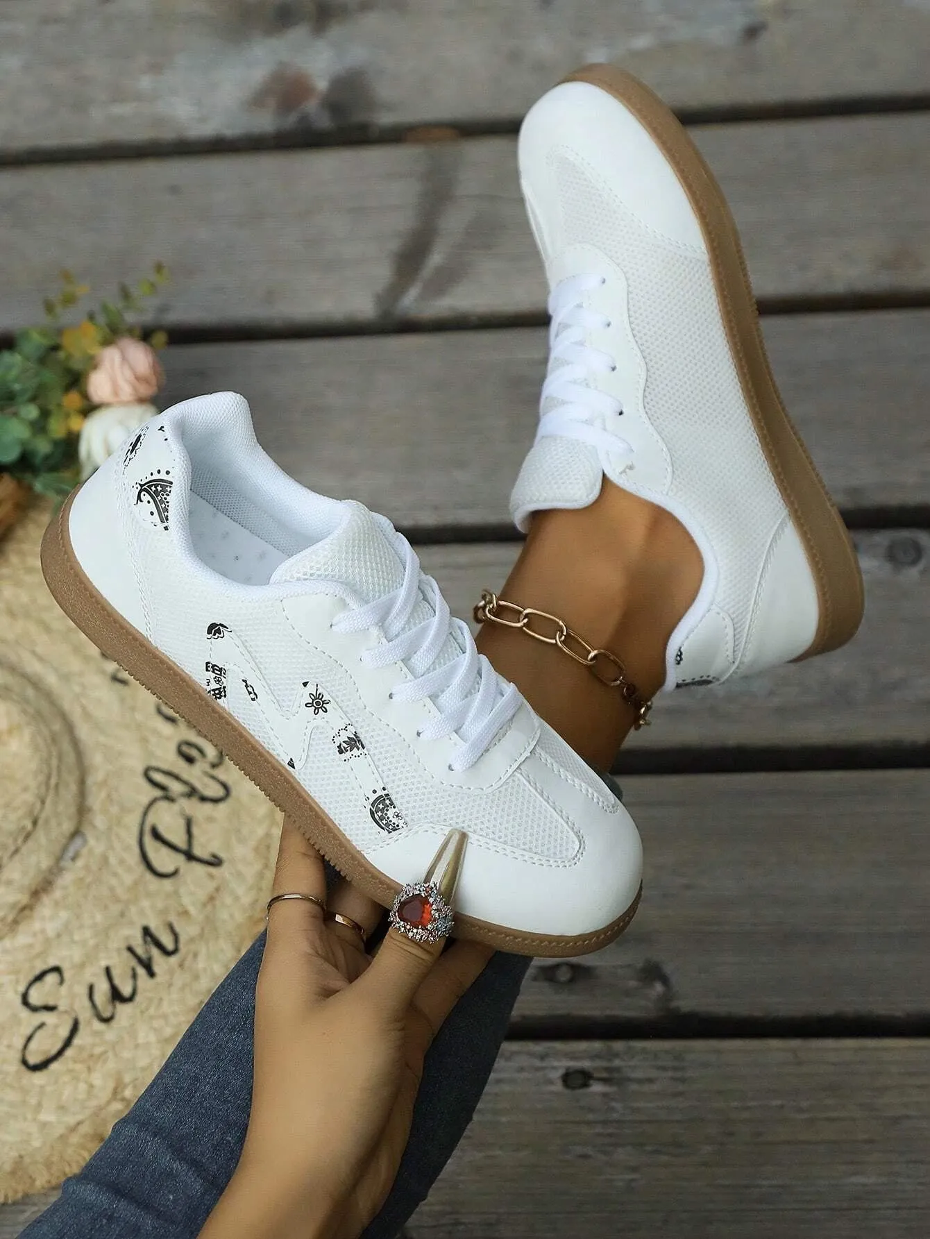 Sporty Sneakers for Women, Letter Patch Decor Lace up Front Running Shoes