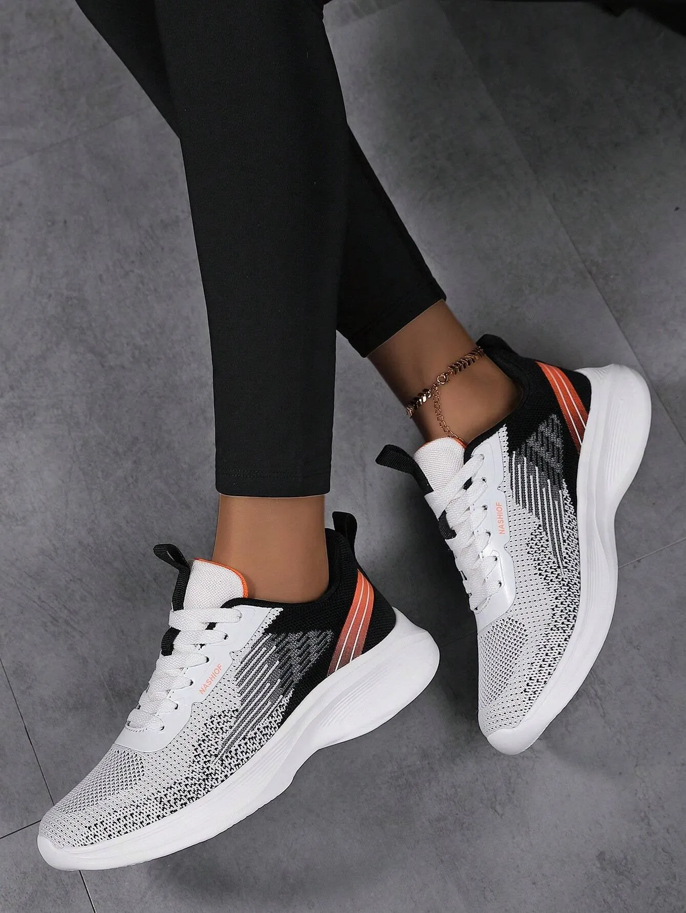 Sporty Sneakers for Women, Letter Patch Decor Lace up Front Running Shoes