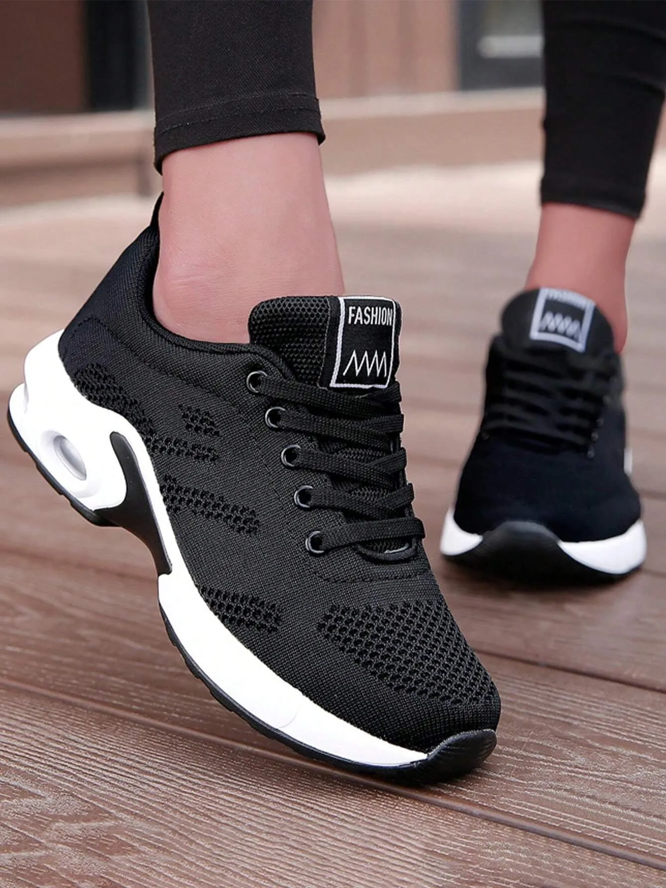 Sporty Sneakers for Women, Letter Patch Decor Lace up Front Running Shoes